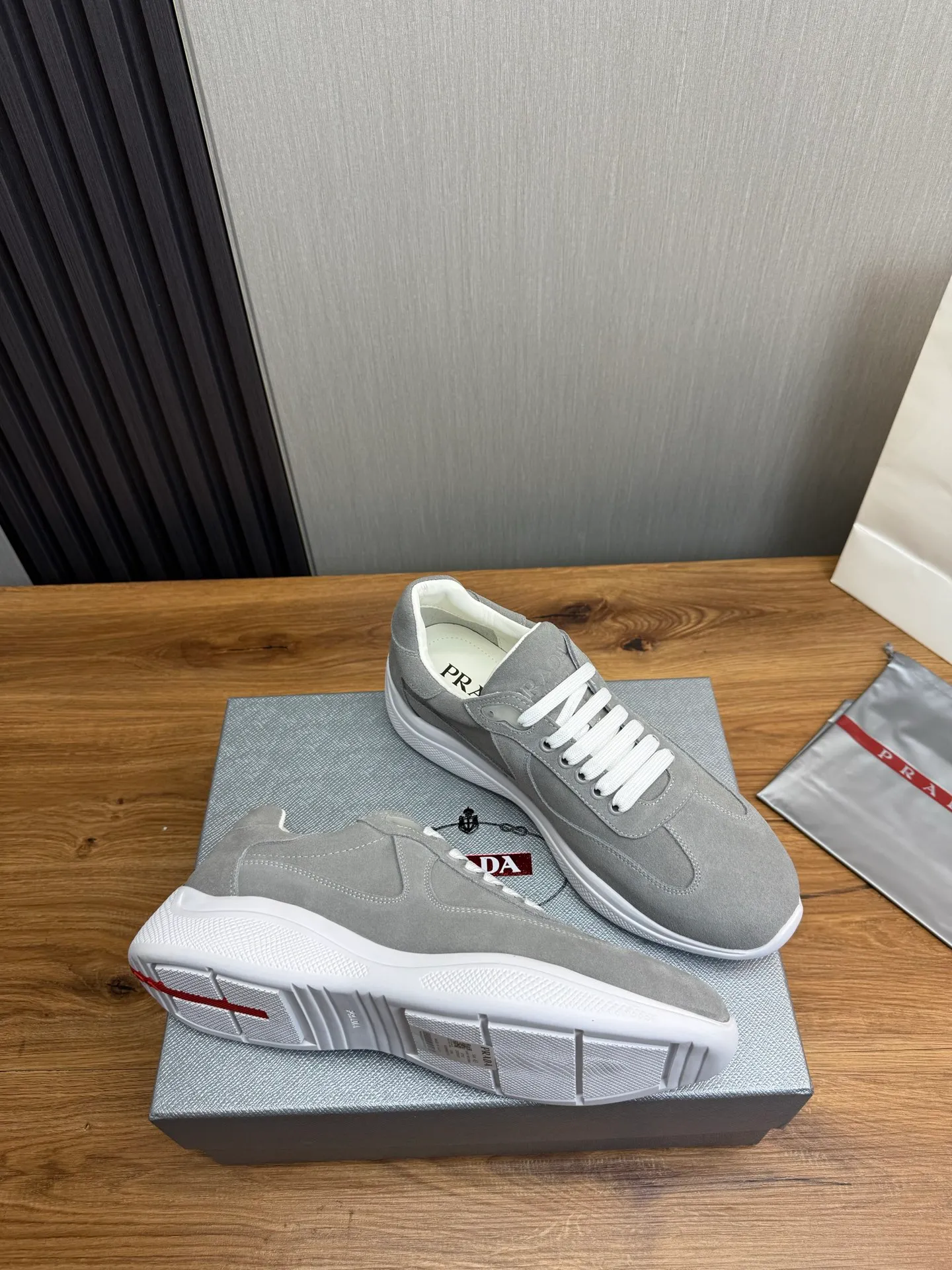 Men's shoes 💰540💰 [PRADA] Men's shoes are popular in the counter, official website is synchronized, 1 high-quality shipment ✔️Original frosted cowhide + cowhide lining, 1🆚1 replica, original sole, 38-45 (45 customized, non-refundable)